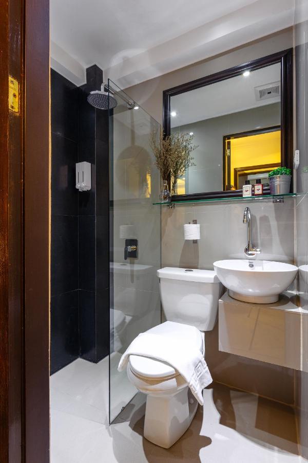 Nest Nano Suites Poblacion - Makati San Pedro Makati Exterior foto